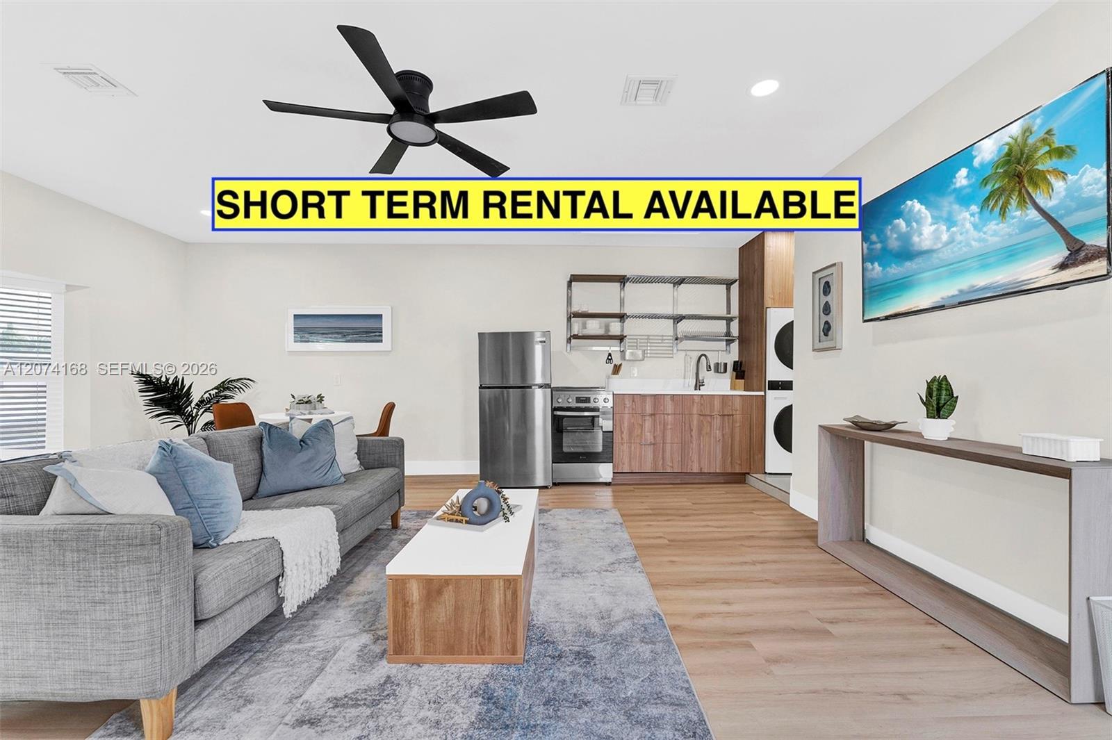 10430 Sunset Strip, Sunrise FL 33322