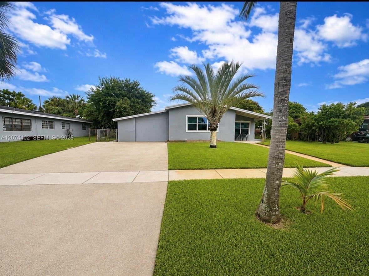 3861 NW 6th St, Lauderhill FL 33311