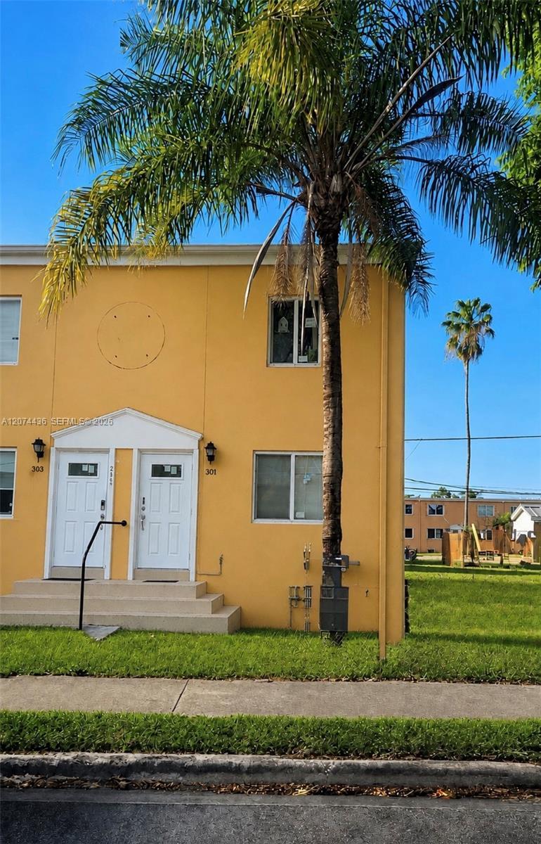 301 NW 84th St # 301, Miami FL 33150