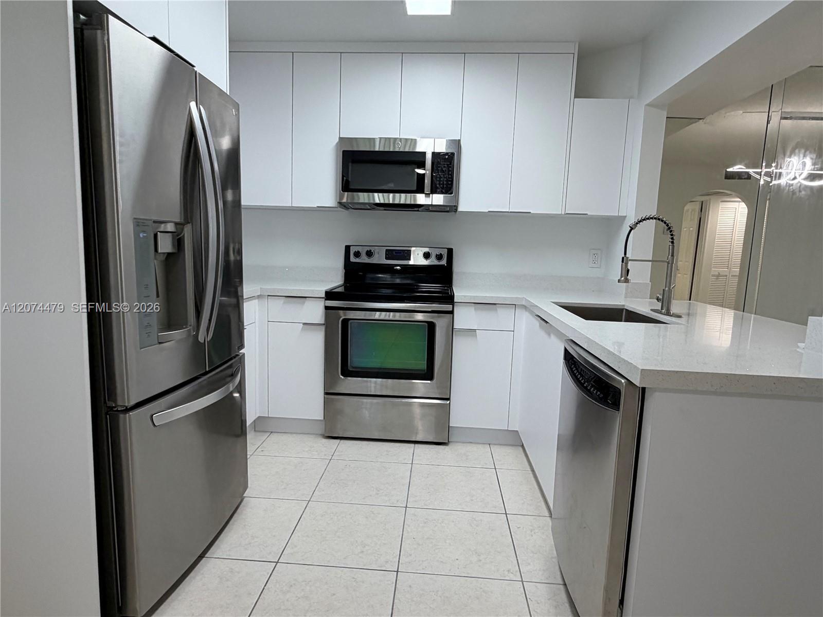423 NE 210th Cir Ter # 25, Miami FL 33179
