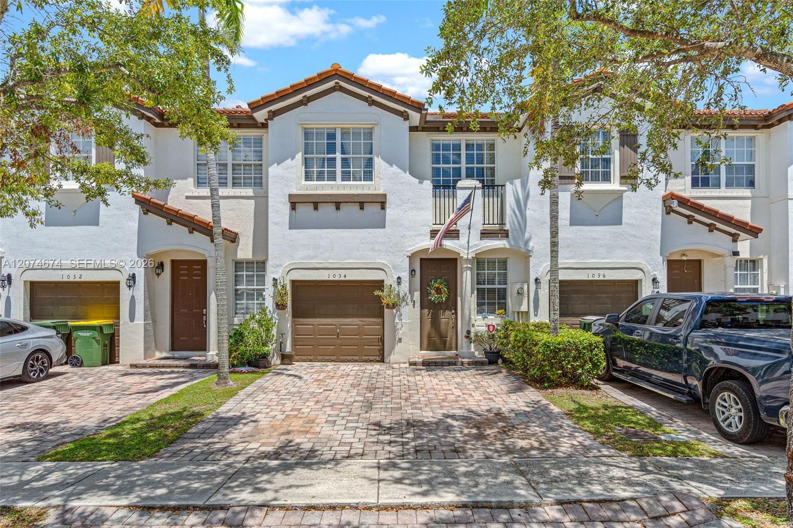 1034 NE 30th Ave, Homestead FL 33033