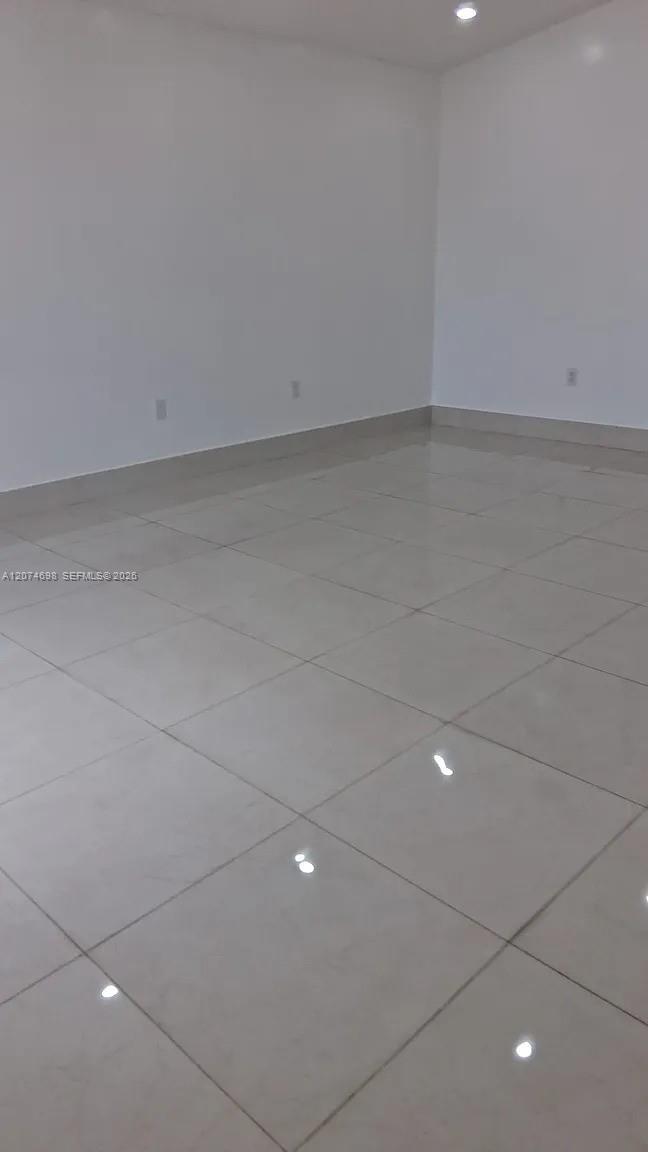 7001 W 35th Ave # 175, Hialeah FL 33018