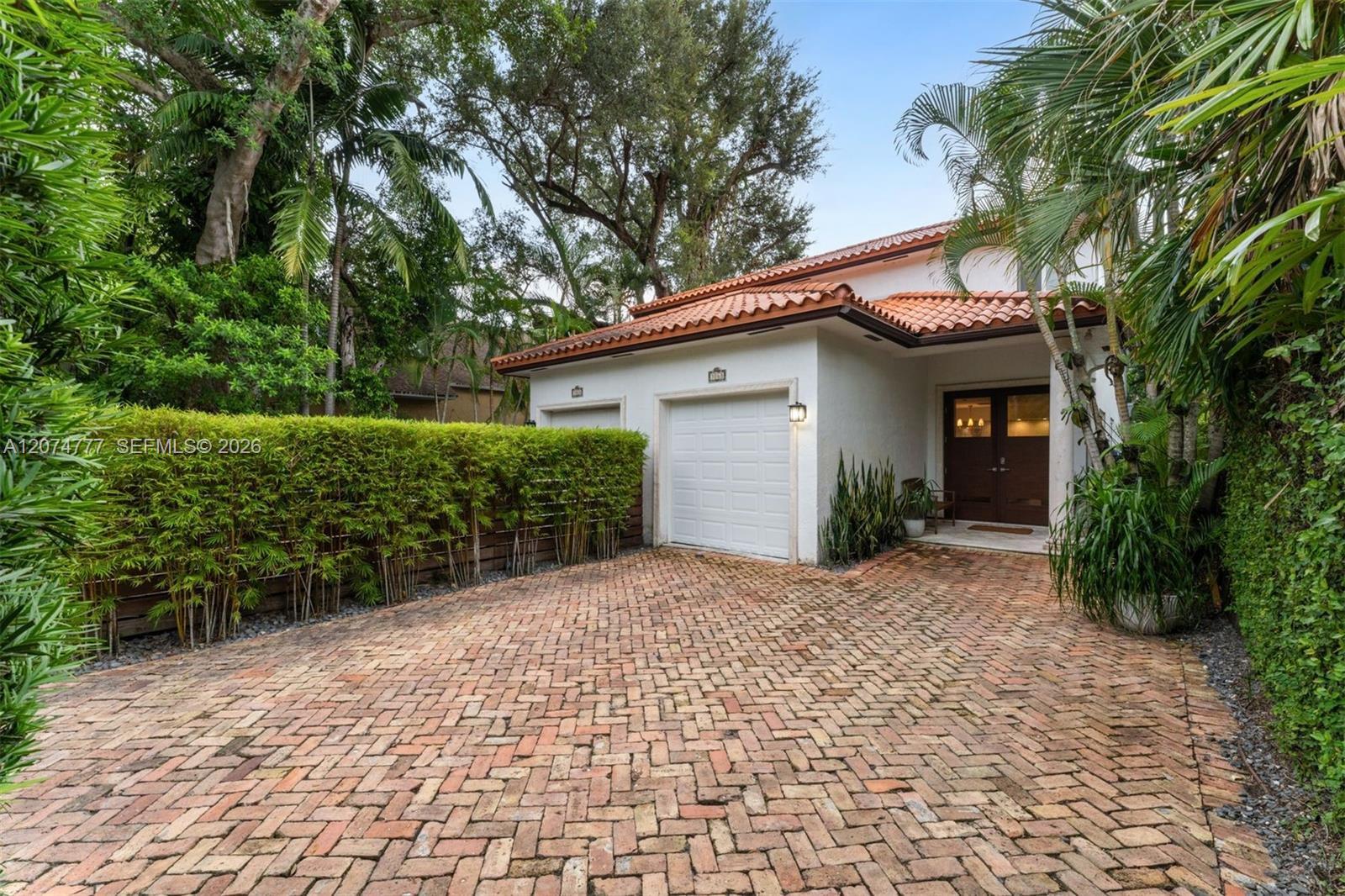 3068 Shipping Avenue, Coconut Grove FL 33133