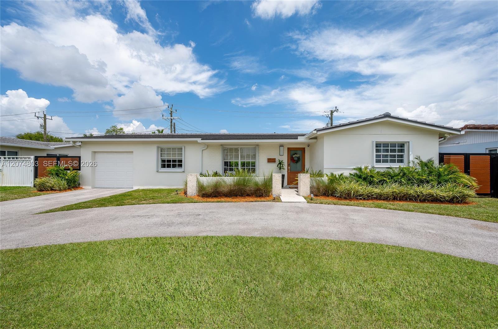 9441 SW 52nd Ter, Miami FL 33165