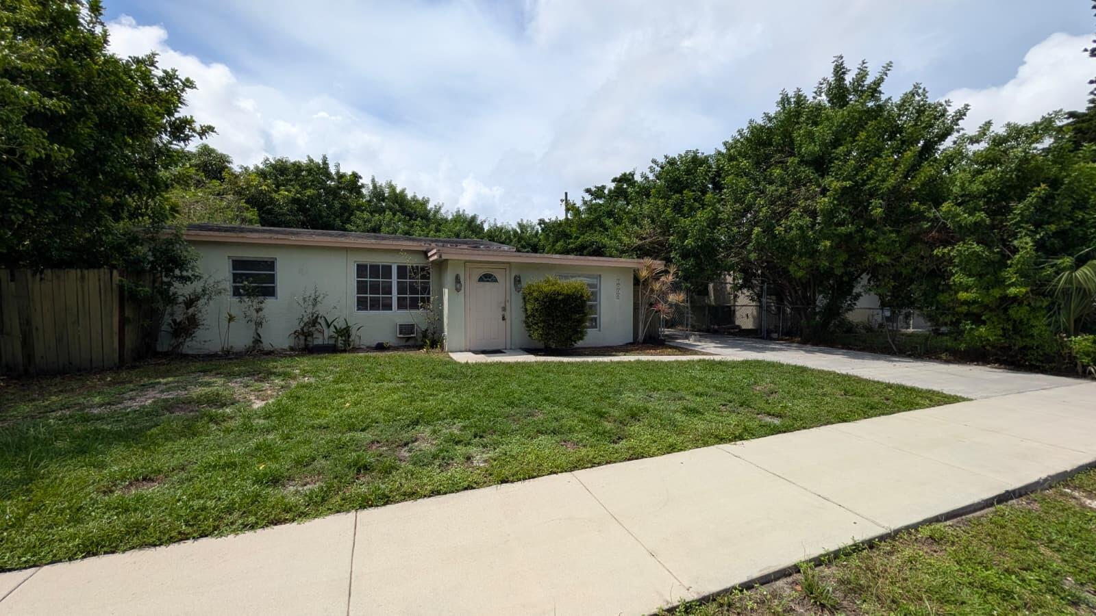 1448 NE 27TH Court, Pompano Beach FL 33064