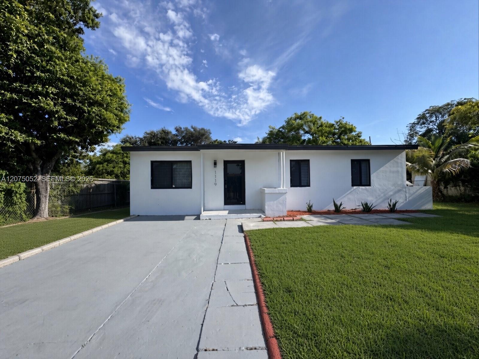1119 NW 11th Ct, Fort Lauderdale FL 33311