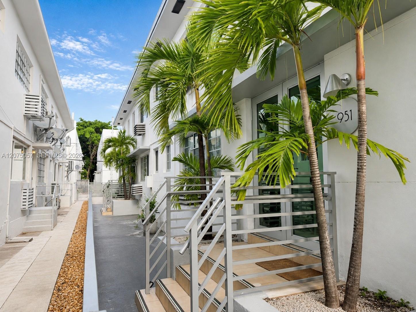 951 Jefferson Ave # 2, Miami Beach FL 33139
