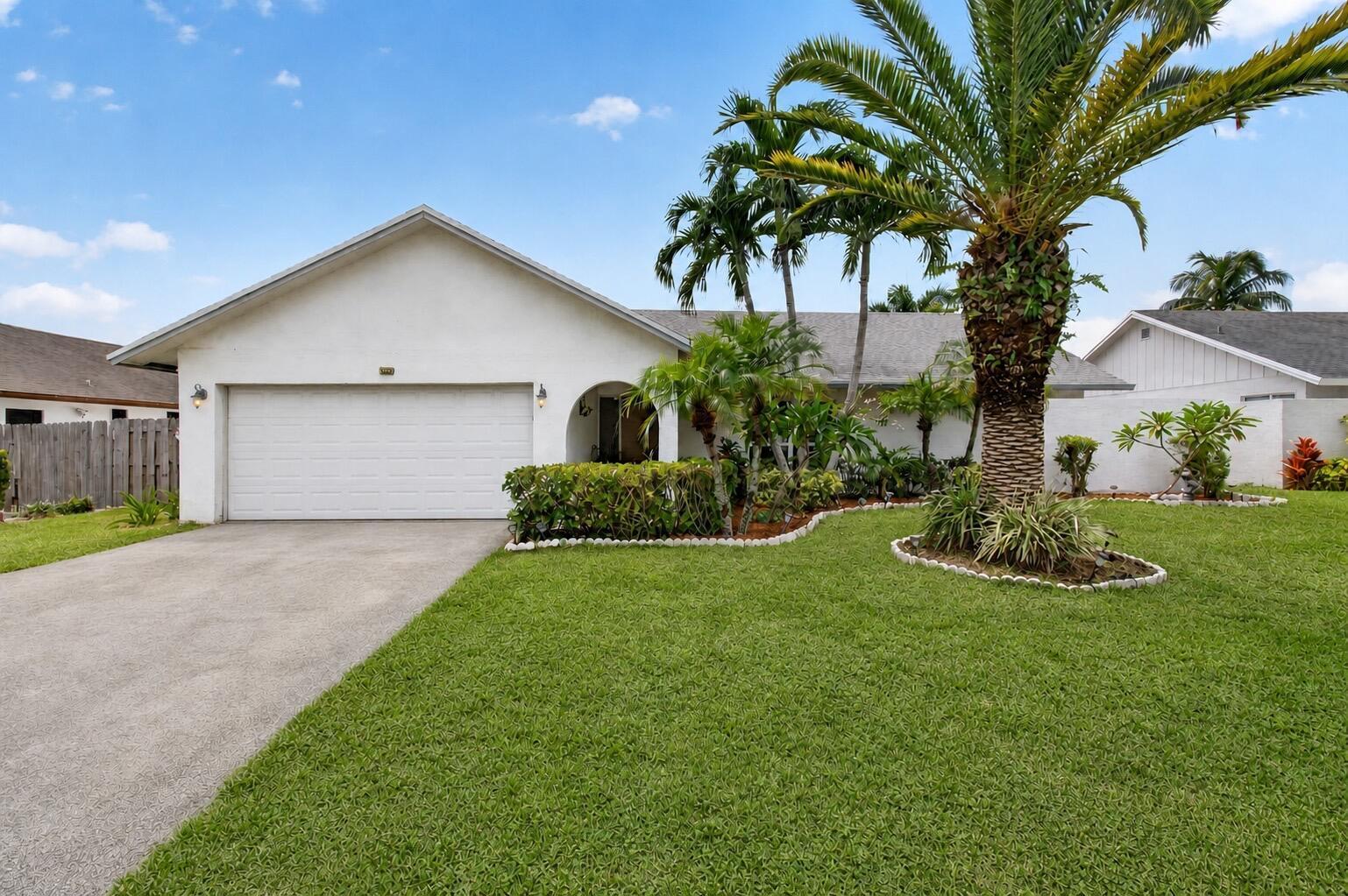 586 NW 45TH Way, Delray Beach FL 33445