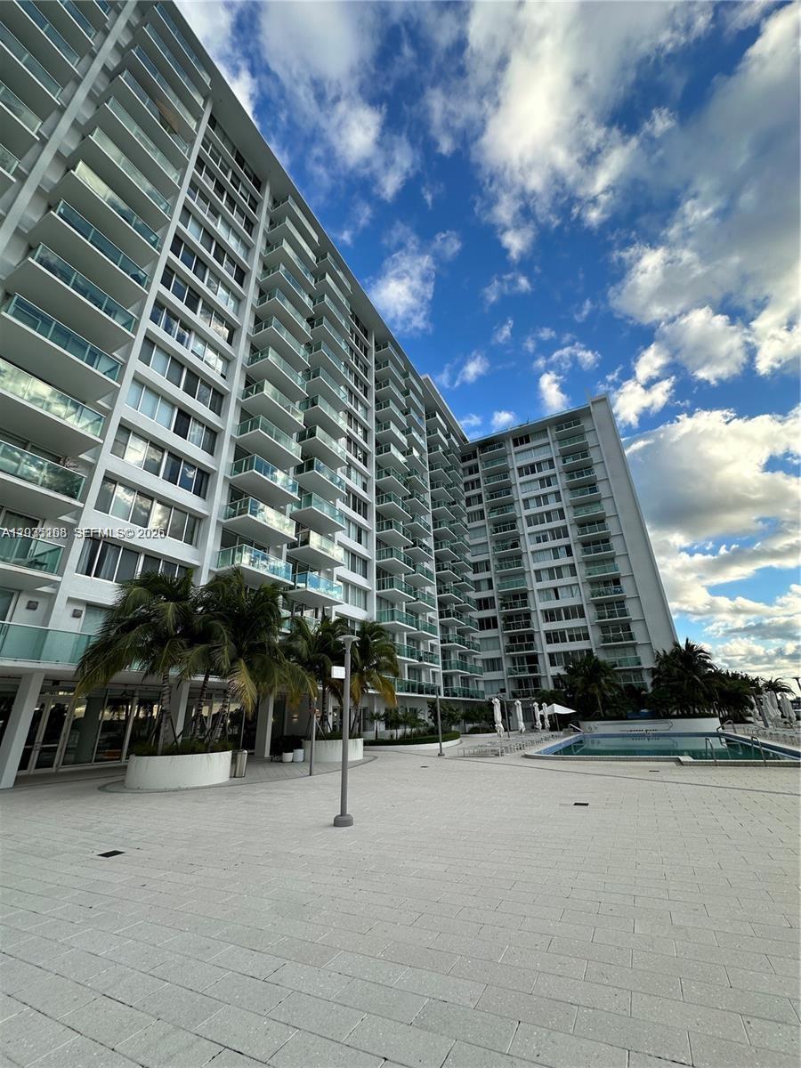 1000 West Ave # 215, Miami Beach FL 33139