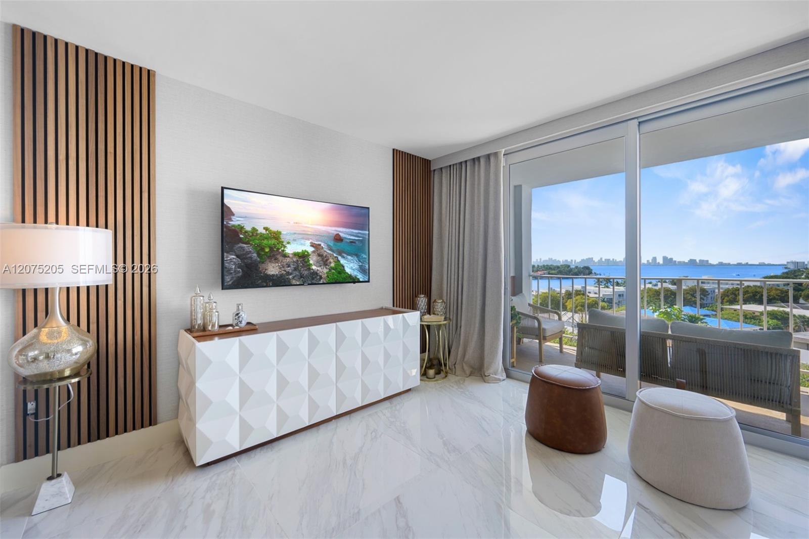 6900 Bay Dr # 8A, Miami Beach FL 33141