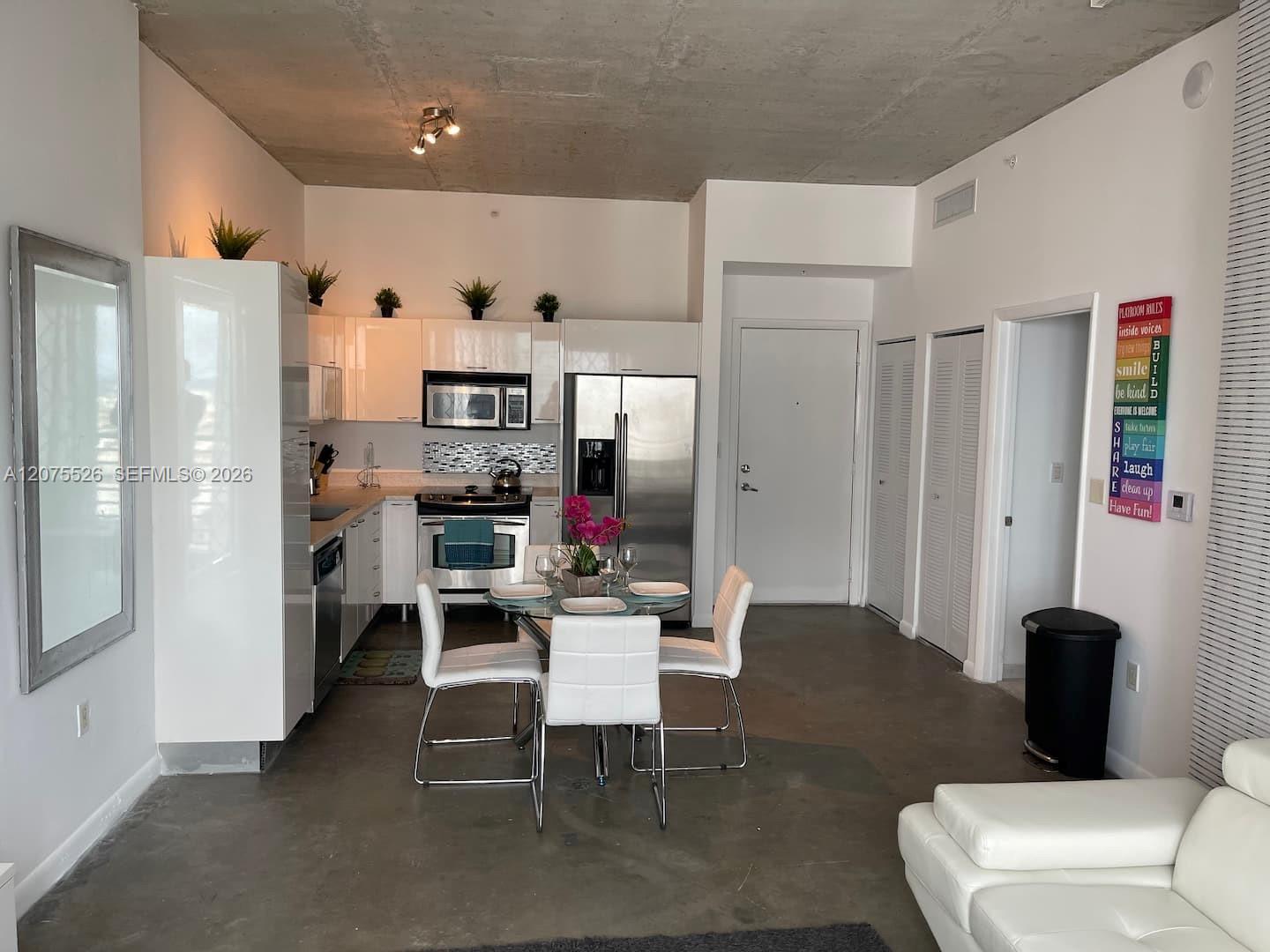 133 NE 2nd Ave # 3405, Miami FL 33132