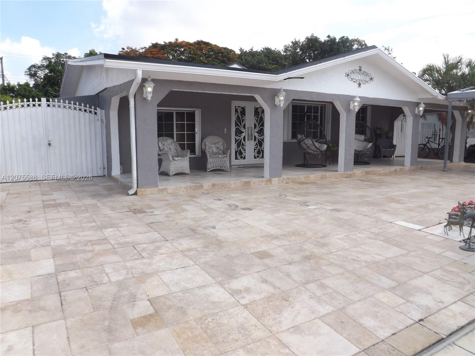 217 W 34th St, Hialeah FL 33012