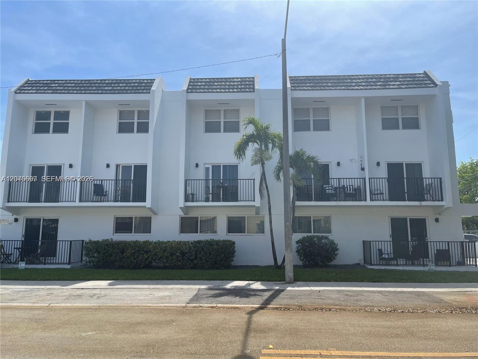1025 SW 6th Ave # 6, Miami FL 33130