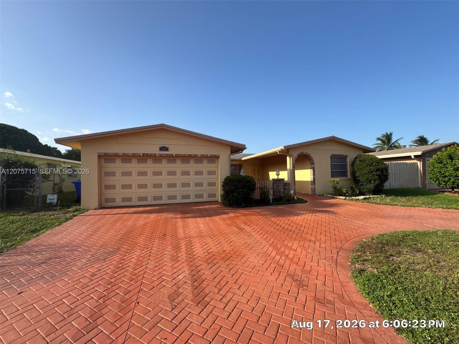 9401 NW 20th St, Pembroke Pines FL 33024