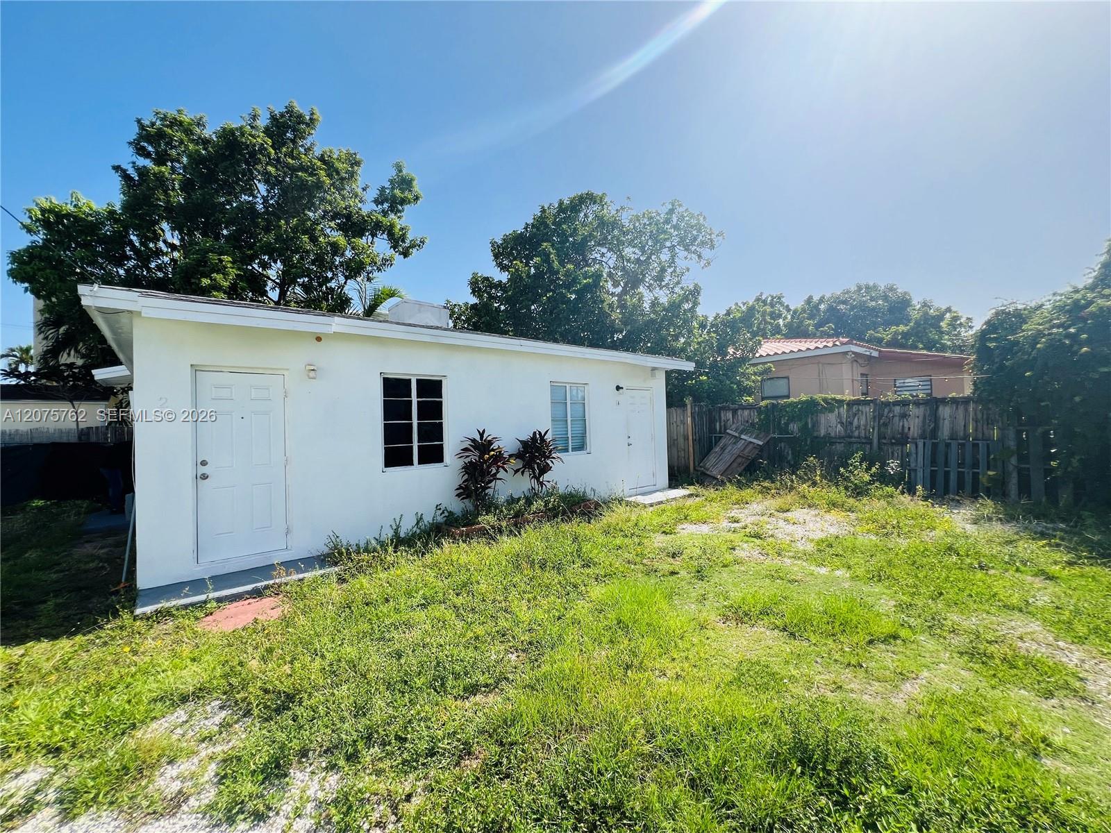 3072 SW 16th St # 1, Miami FL 33145