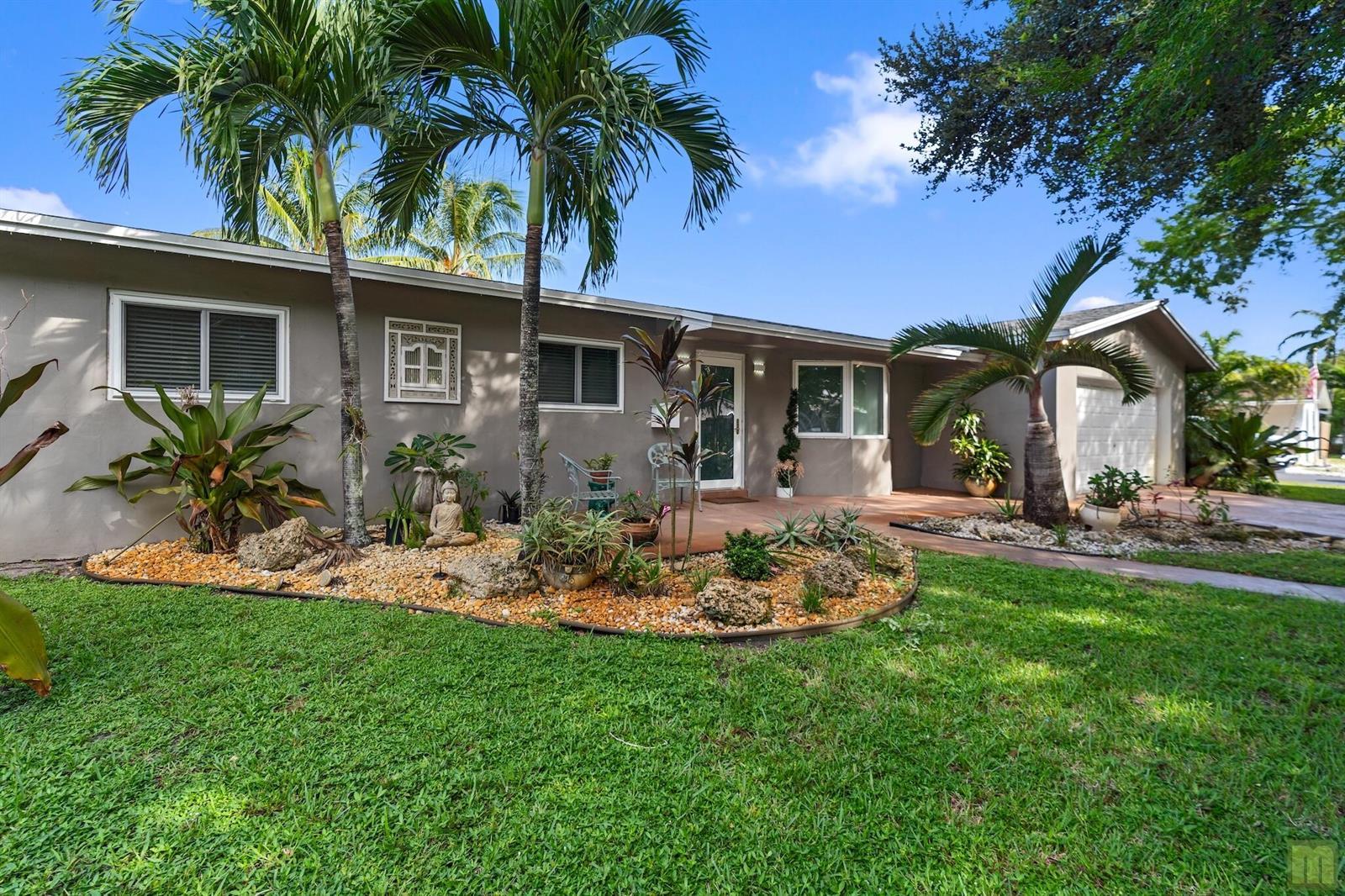 291 Lake Drive, Coconut Creek FL 33066