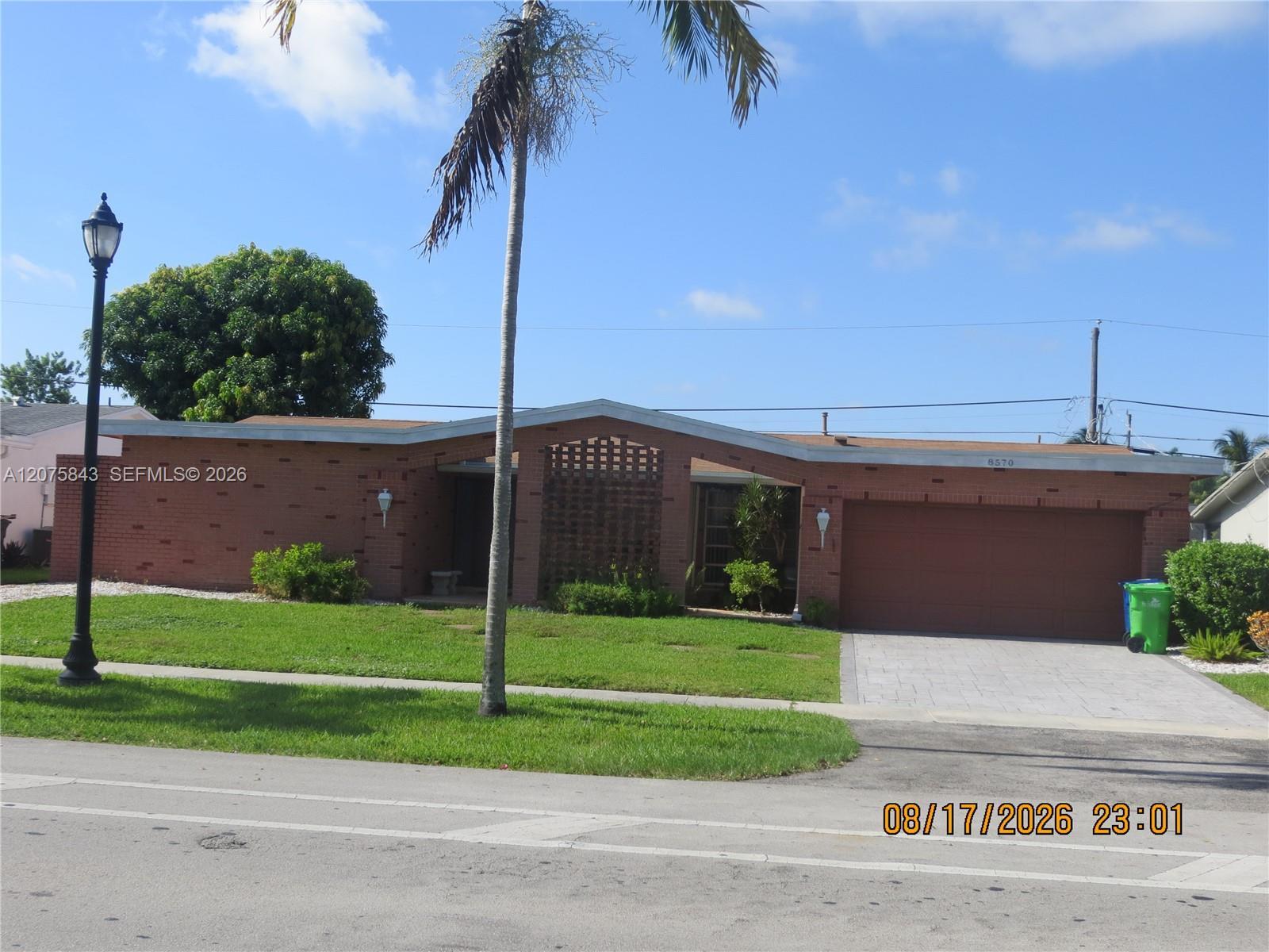 8570 Sunset Strip # 8570, Sunrise FL 33322