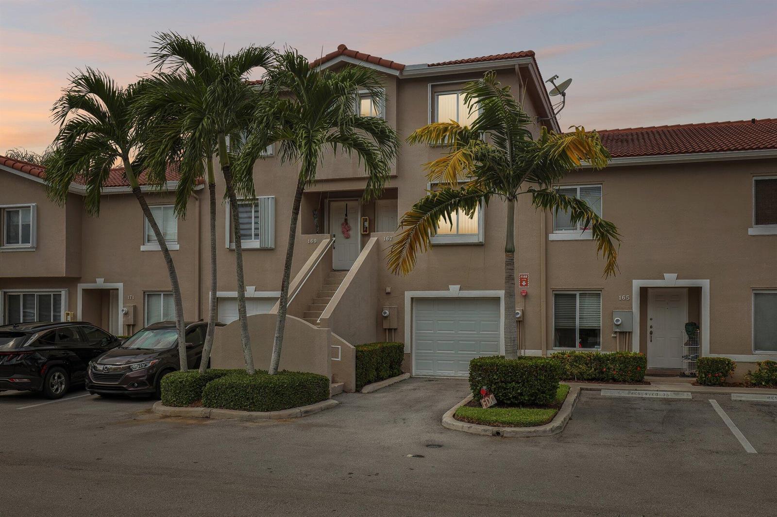 167 RIVIERA Circle, Weston FL 33326