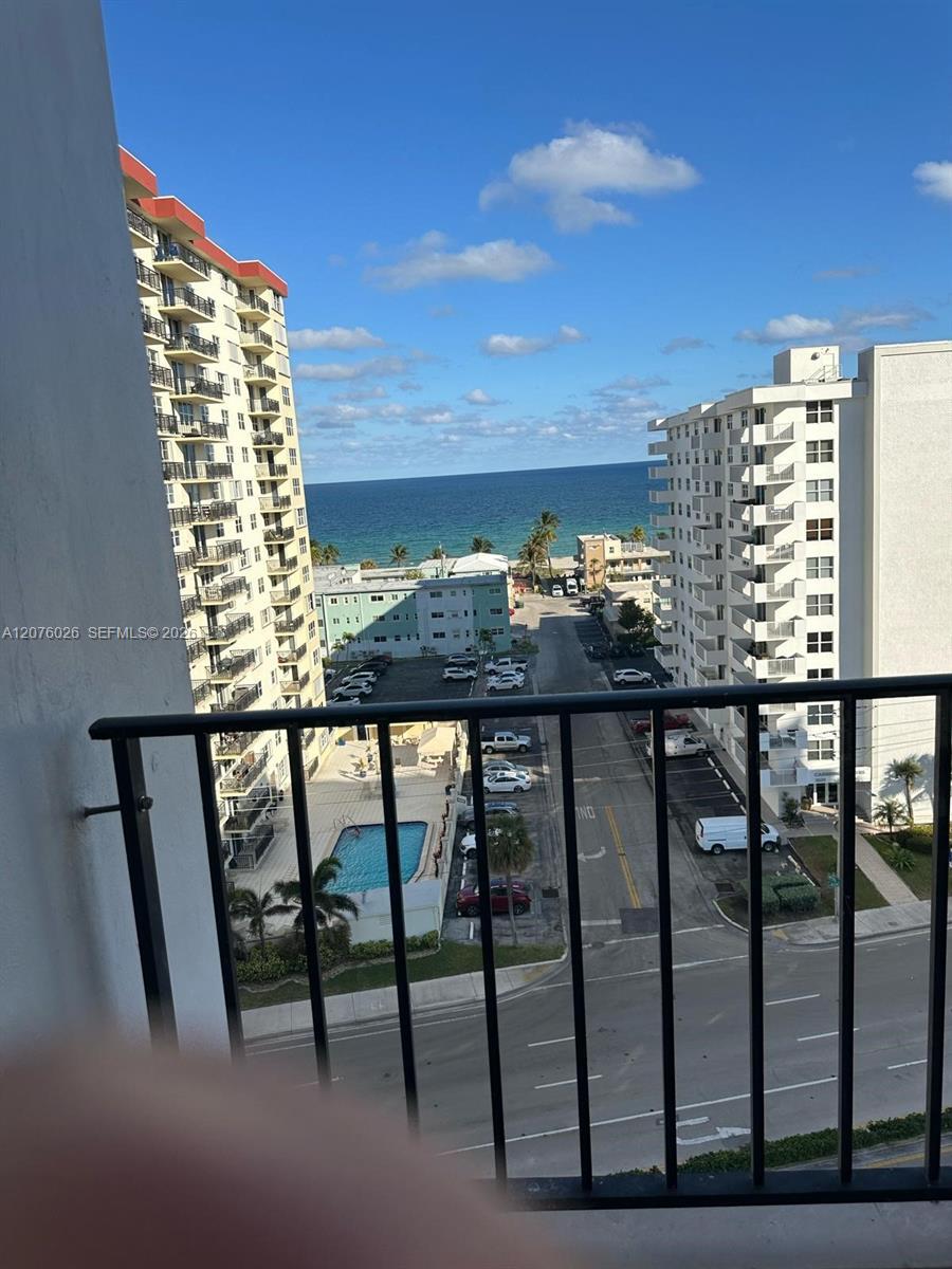 1400 S Ocean Dr # 1008, Hollywood FL 33019