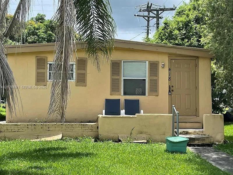 418 S Cocoanut Rd, Pahokee FL 33476