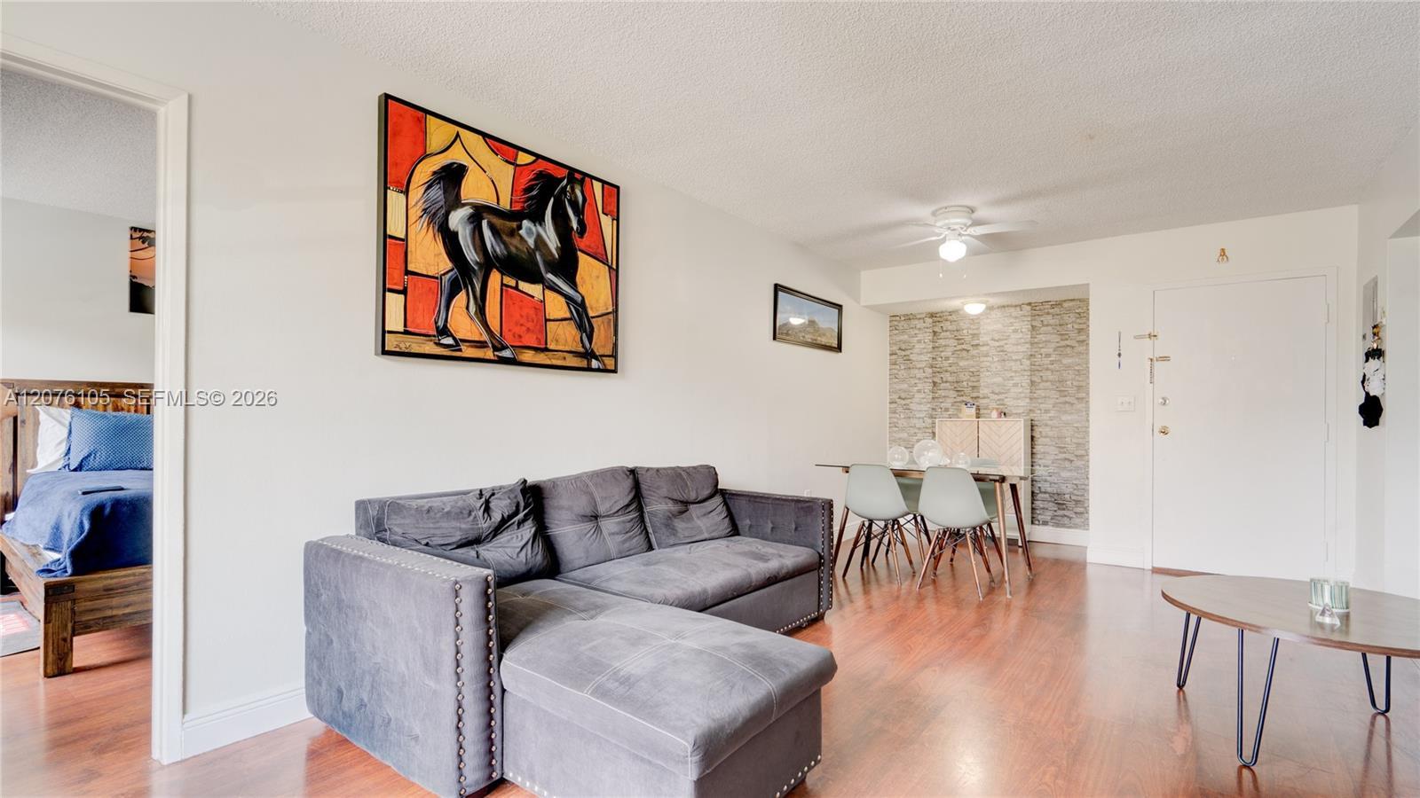 8320 NW 8th St # 302, Miami FL 33126
