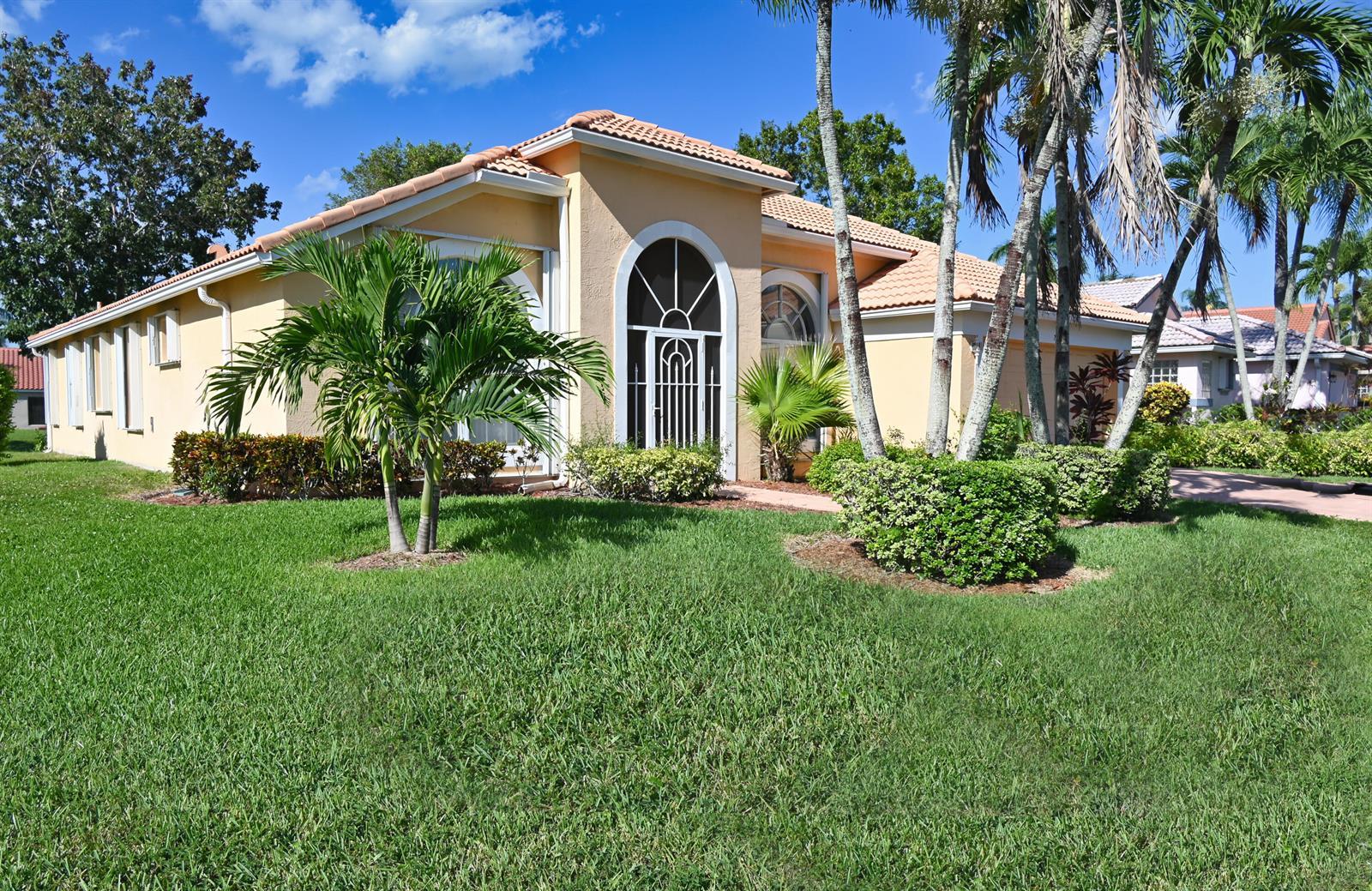 2505 EGRET LAKE Drive, FL 33413