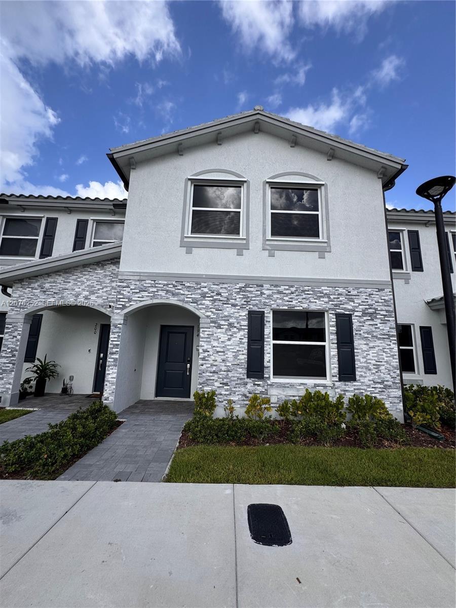 194 SE 10th Ct, Florida City FL 33034