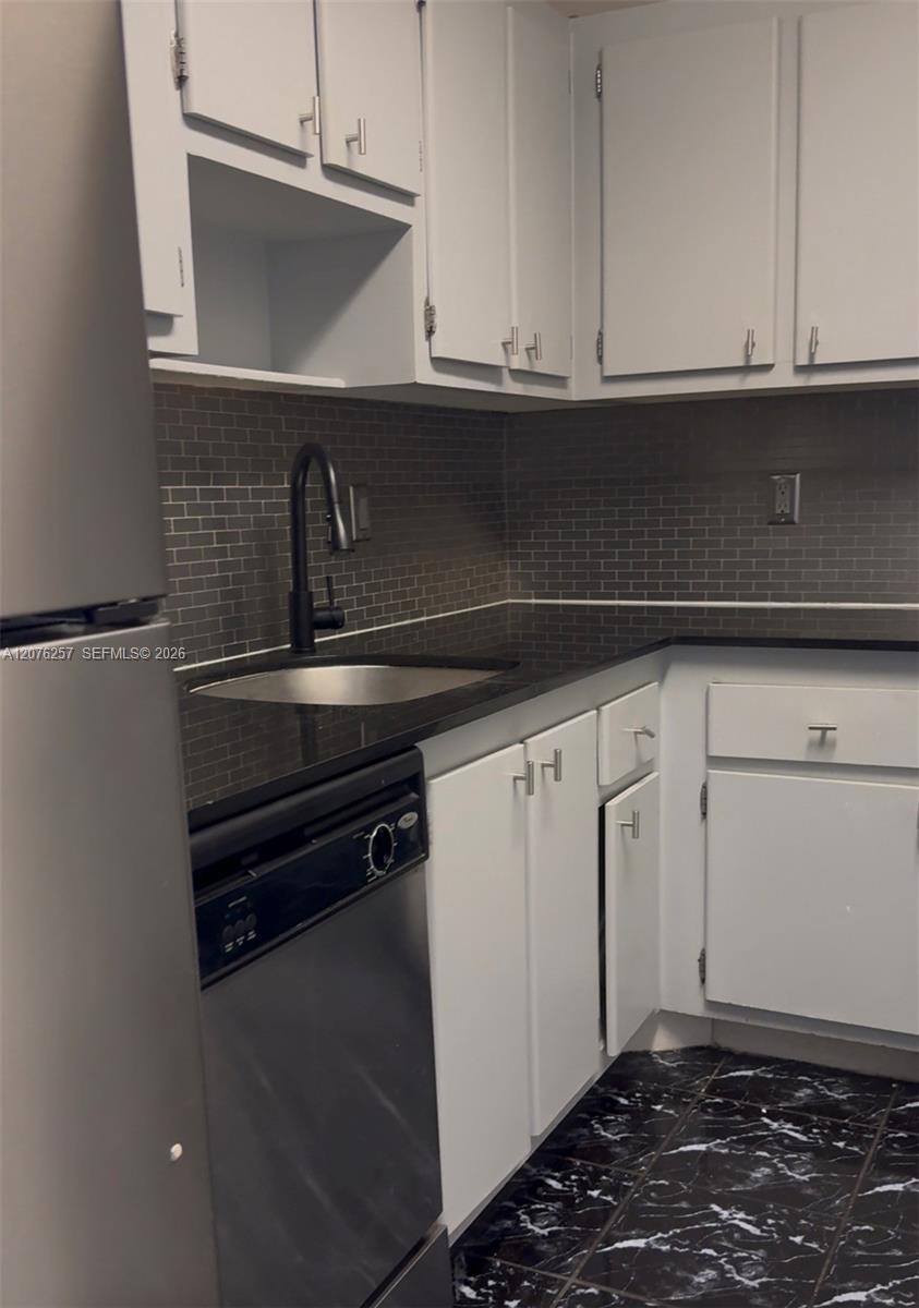 1300 NE Miami Gardens Dr # 803E, Miami FL 33179