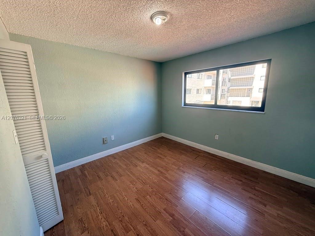 6950 W 6th Ave # 225, Hialeah FL 33014