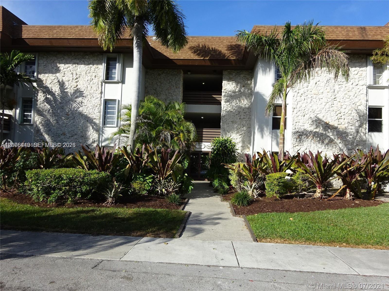 7473 SW 82nd St # D103, Miami FL 33143