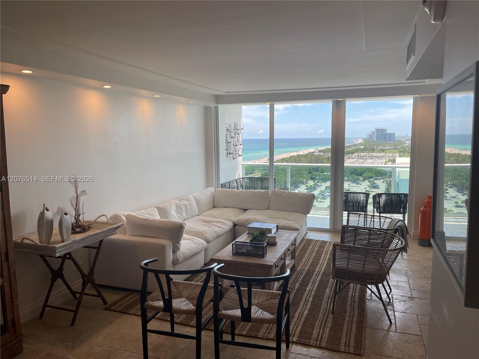 100 Bayview Dr # 1924, Sunny Isles Beach FL 33160