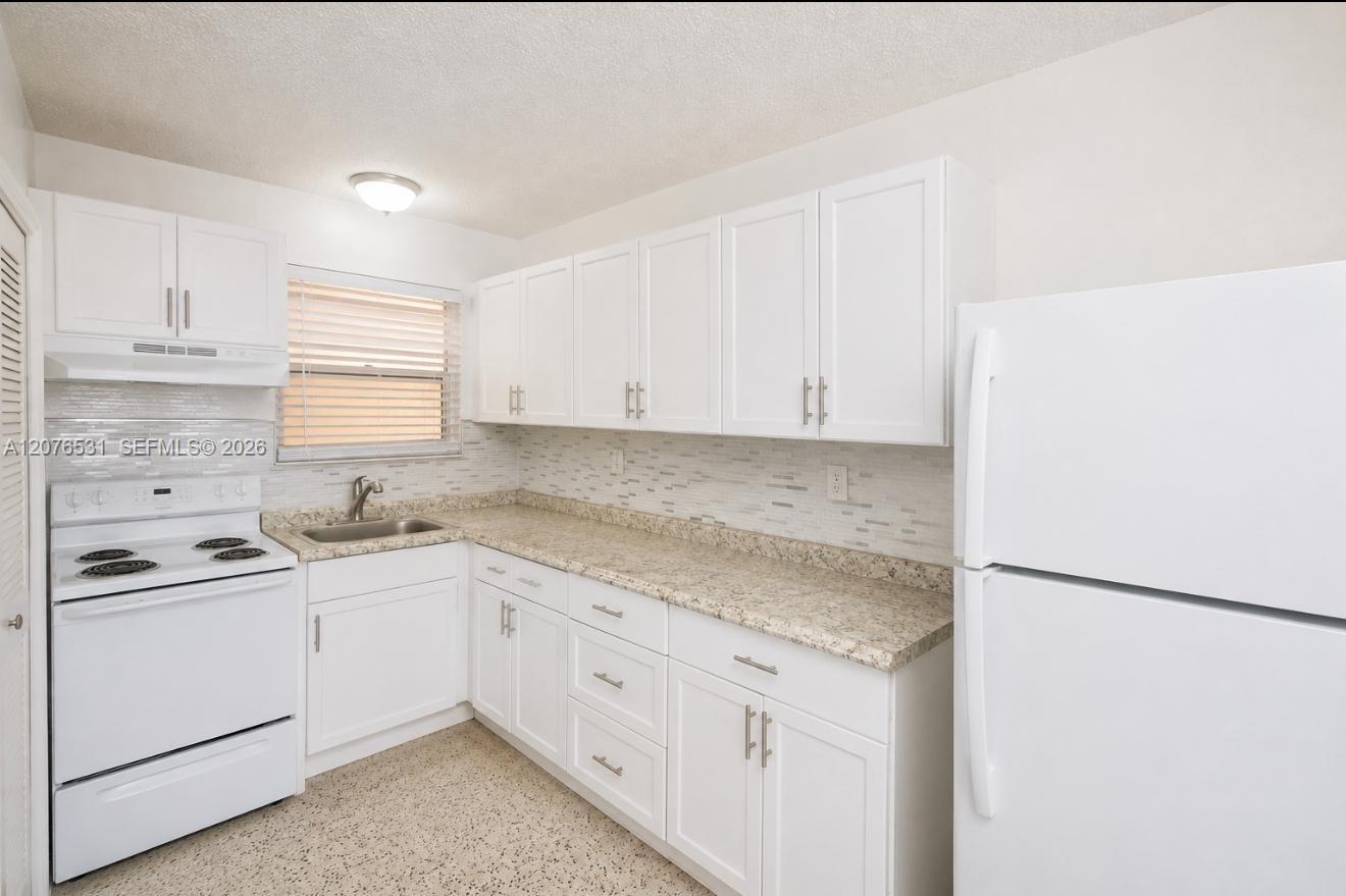3501 W 11th Ave # 213, Hialeah FL 33012