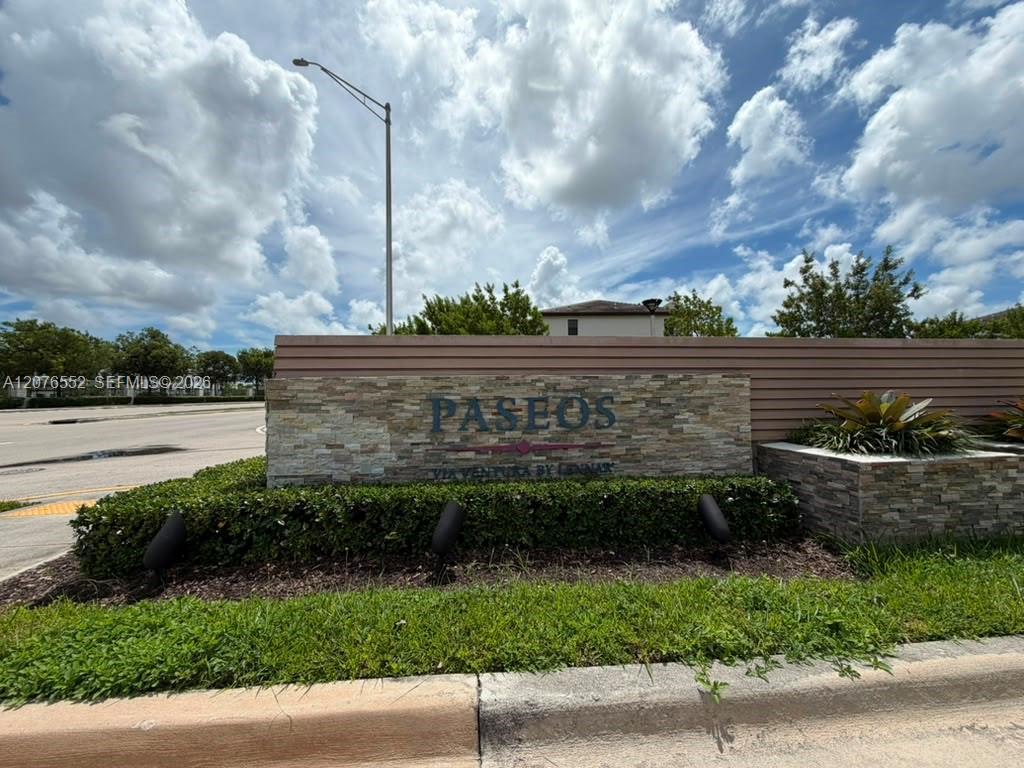519 NE 208th Ter, Miami FL 33179