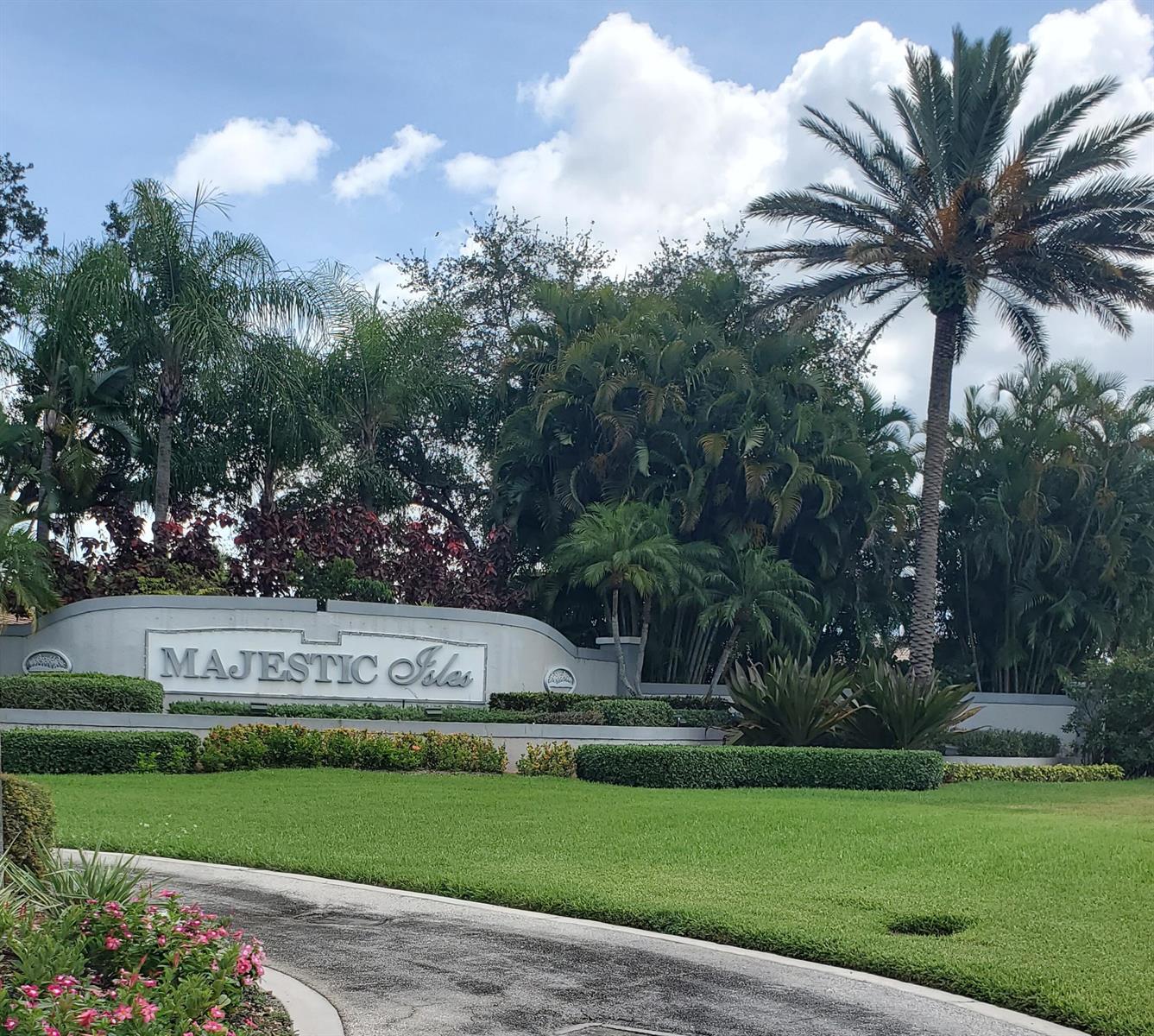 10724 ROYAL CARIBBEAN Circle, Boynton Beach FL 33437