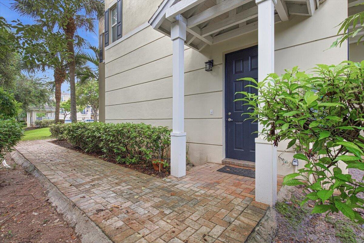 520 NW 39TH Circle, Boca Raton FL 33431