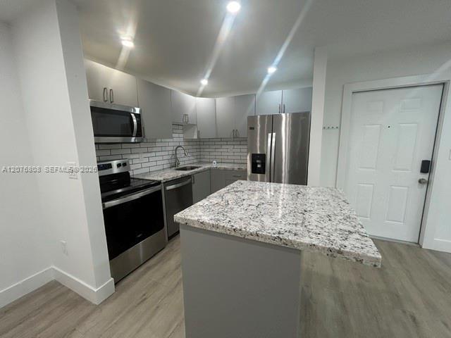 4890 NW 102nd Ave # 5, Doral FL 33178