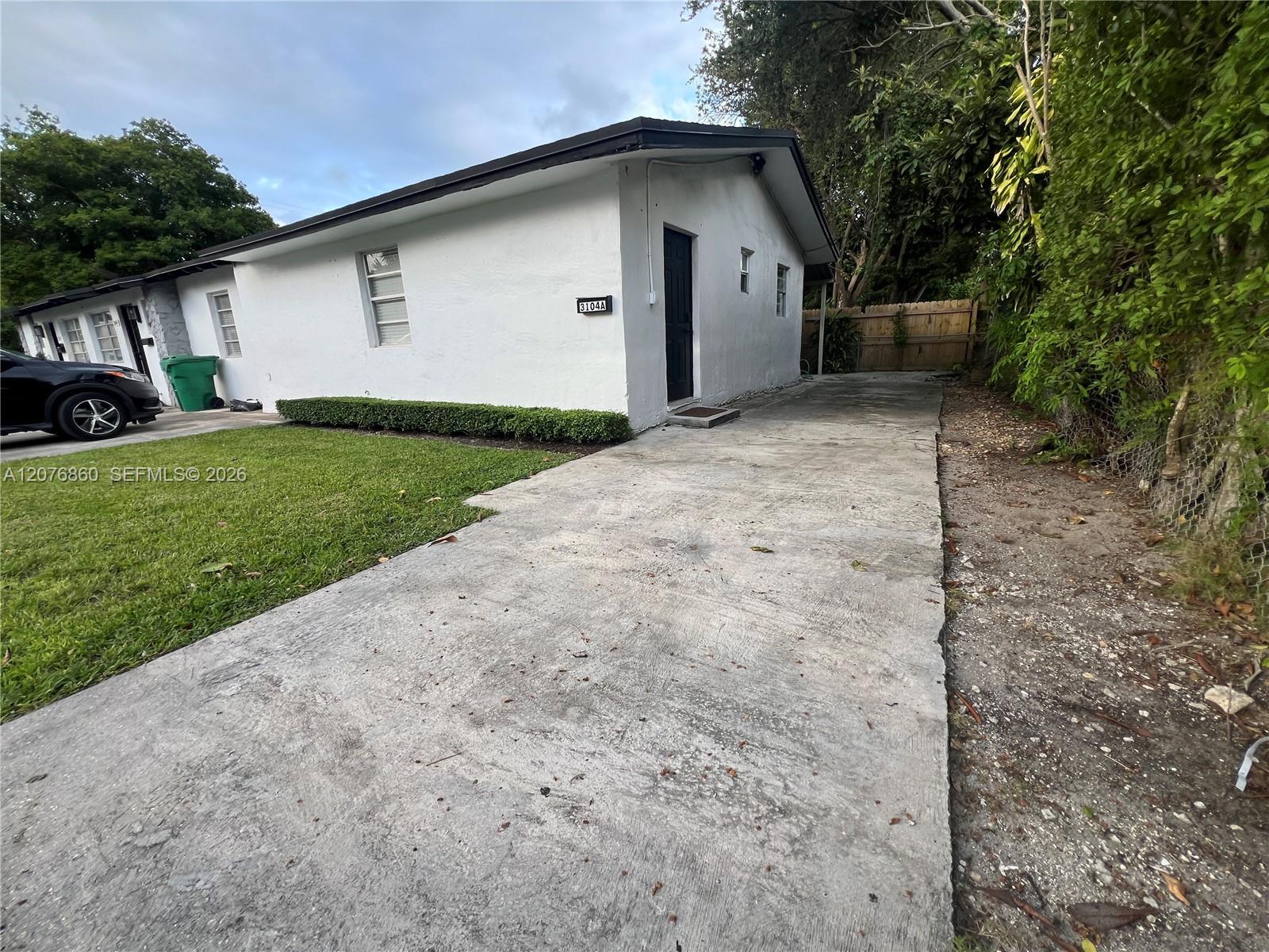 3102 SW 10th St # 3104A, Miami FL 33135