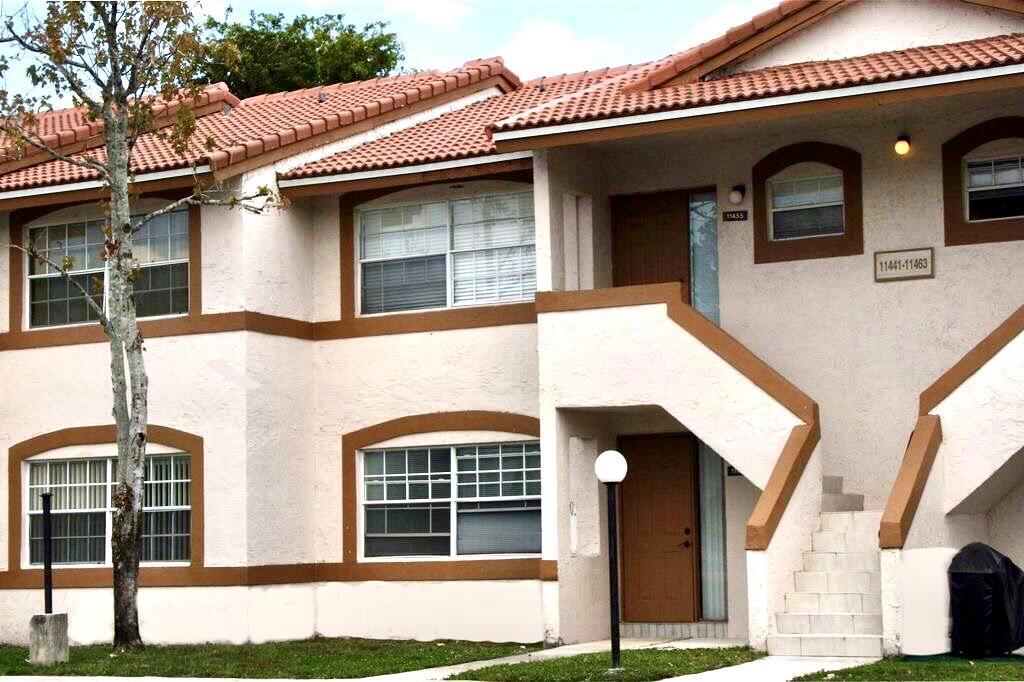 11453 NW 42ND Street # 11453, Coral Springs FL 33065