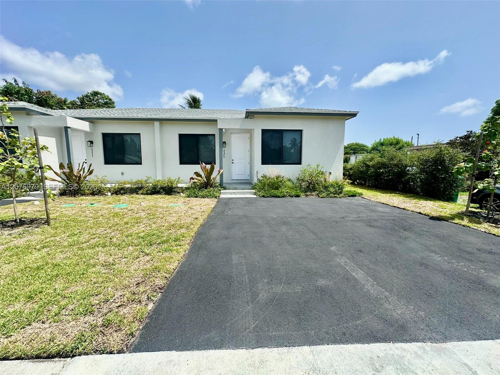 2375 NW 105th St, Miami FL 33147
