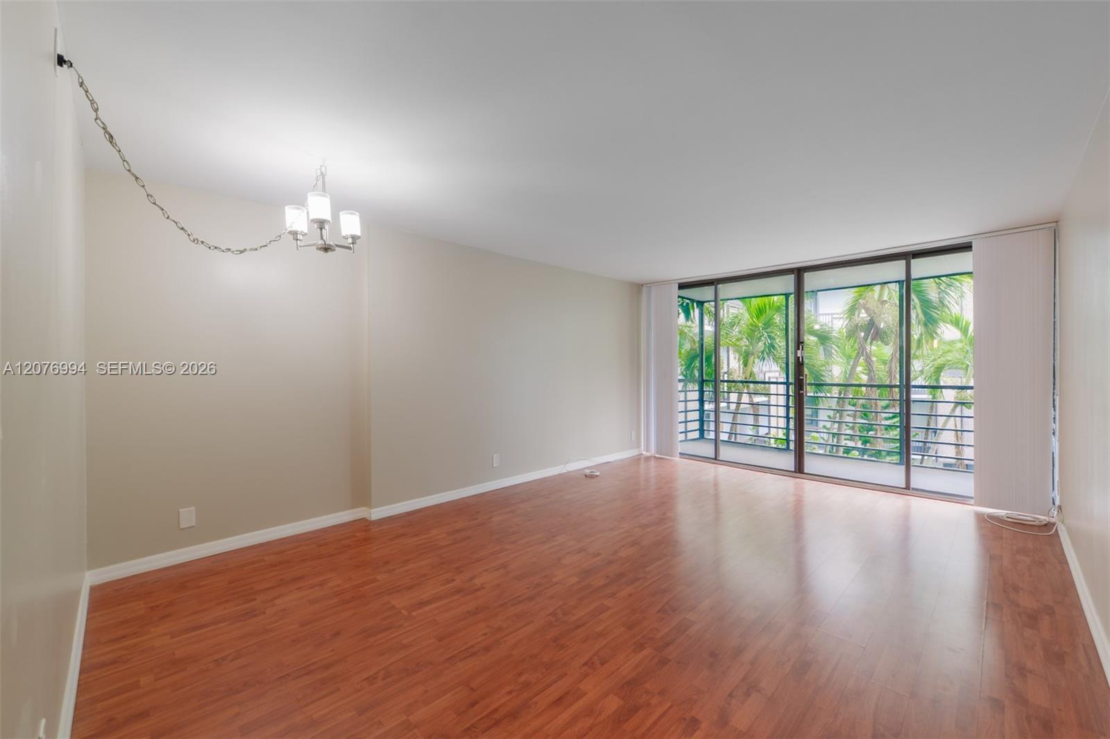 20500 W Country Club Dr # 406, Aventura FL 33180
