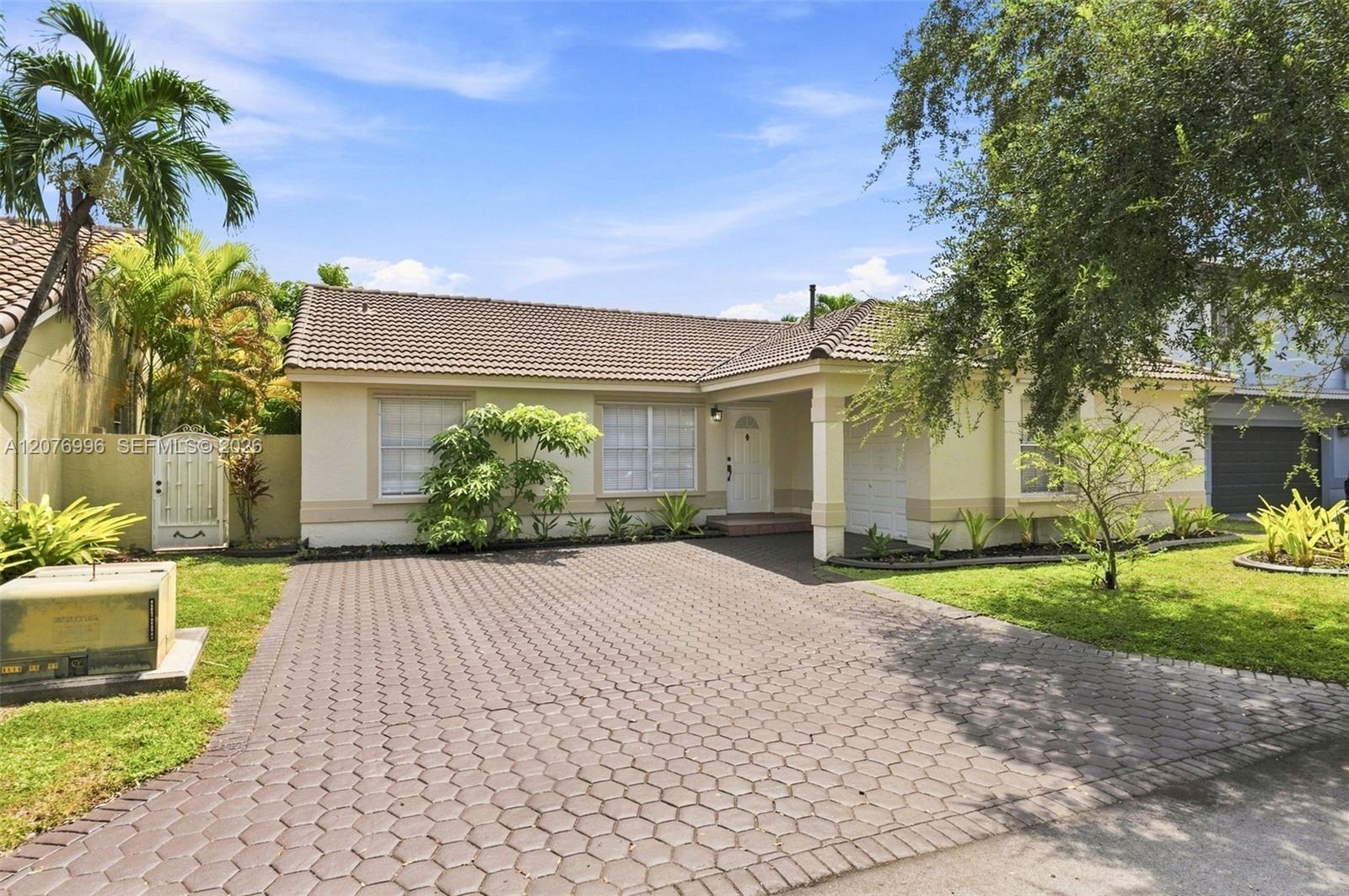 19181 NW 89th Ave # 1, Hialeah FL 33018