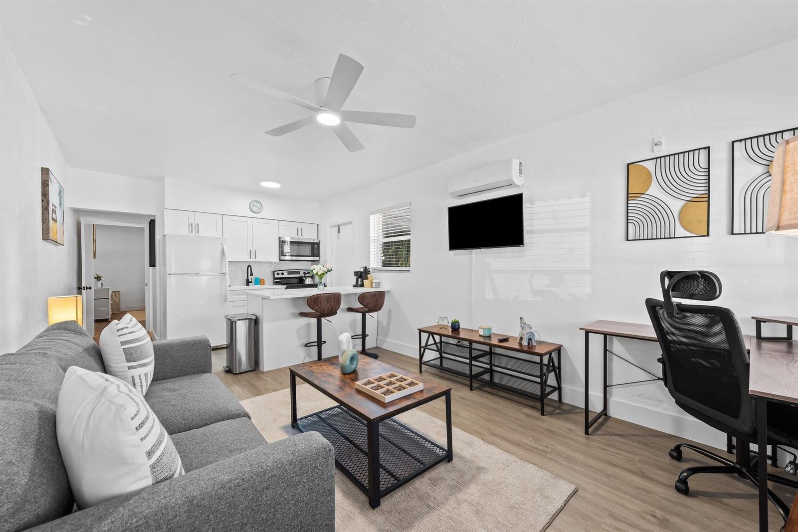 310 NE 6TH Street # 2, Hallandale Beach FL 33009