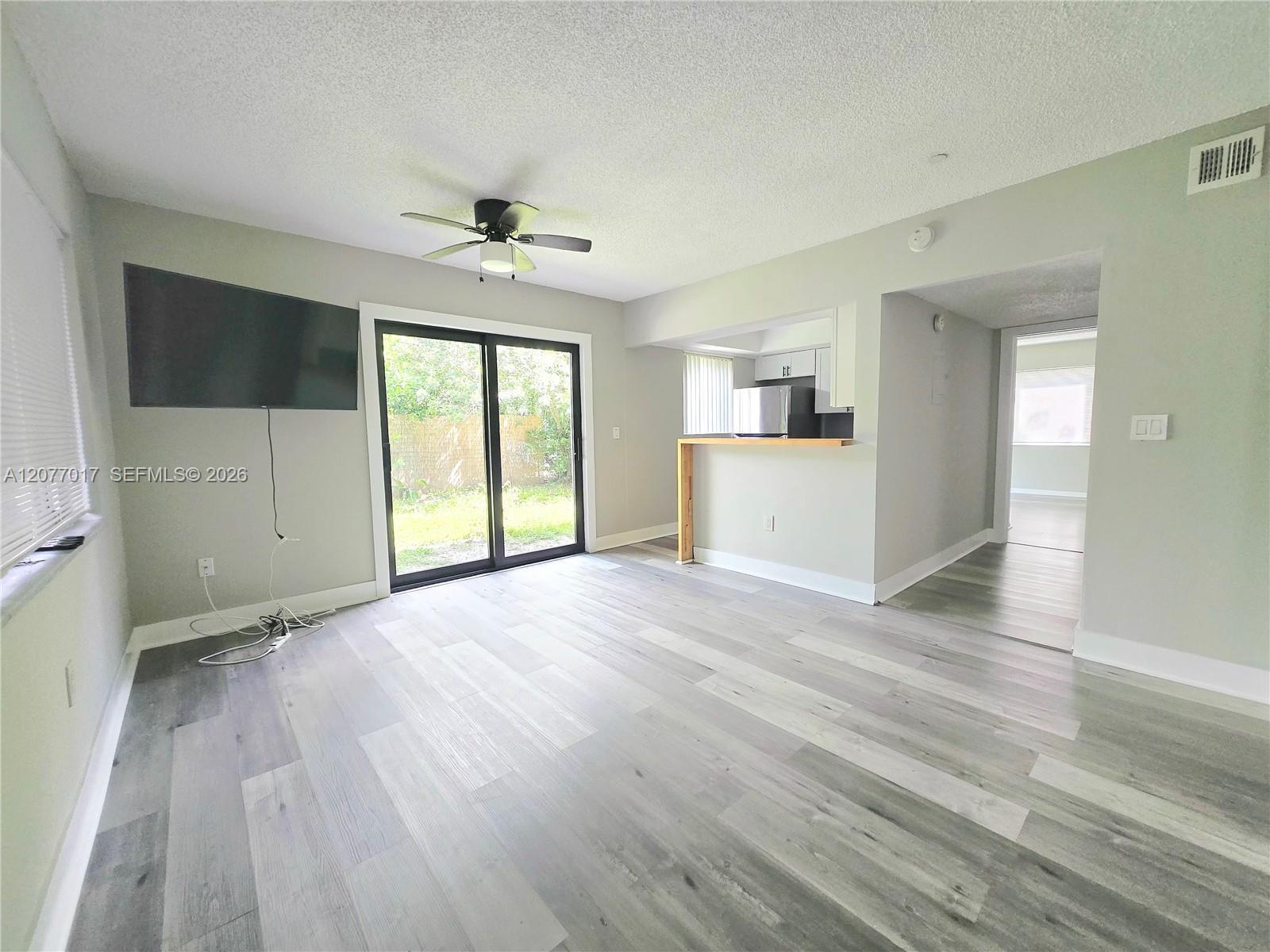 335 SW 20th St # 5, Fort Lauderdale FL 33315