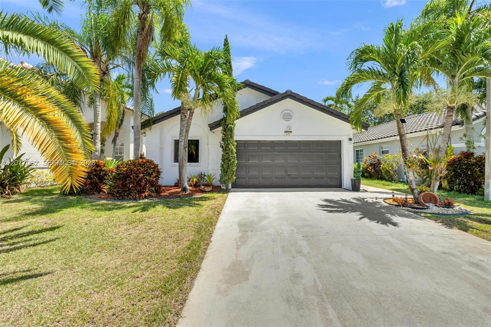 631 SW 176th Ave, Pembroke Pines FL 33029