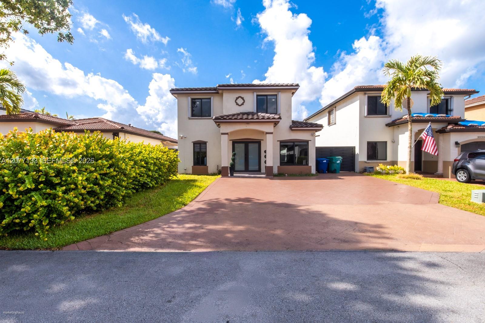 8126 NW 199th Ter, Hialeah FL 33015