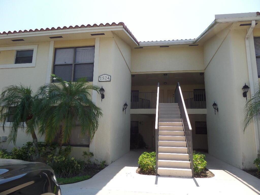 1524 LAKE CRYSTAL Drive # B, West Palm Beach FL 33411