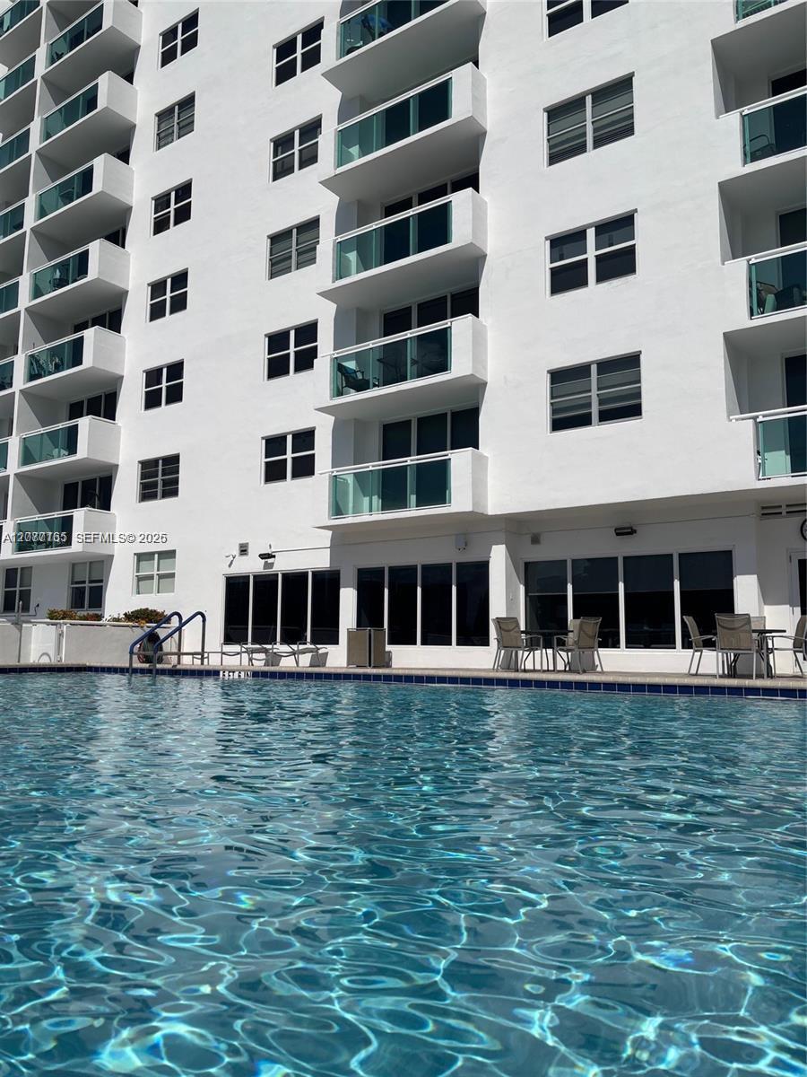 3000 S Ocean Dr # 304, Hollywood FL 33019-2849