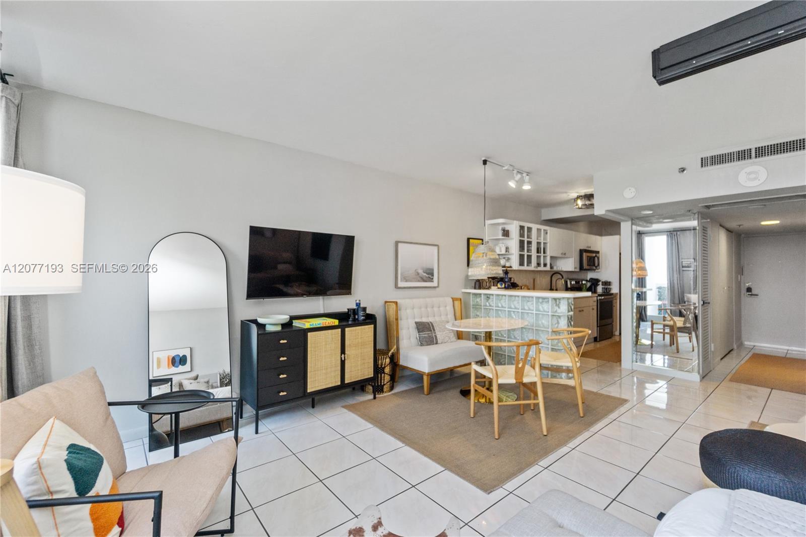 100 Lincoln Rd # 1107, Miami Beach FL 33139