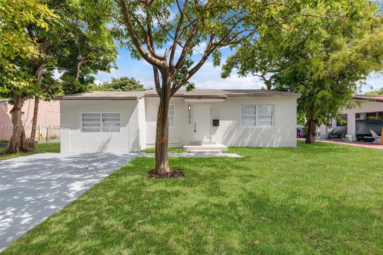 2839 Mayo St, Hollywood FL 33020