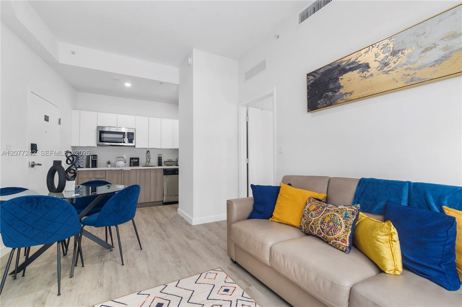 136 NW 26th St # 207, Miami FL 33127